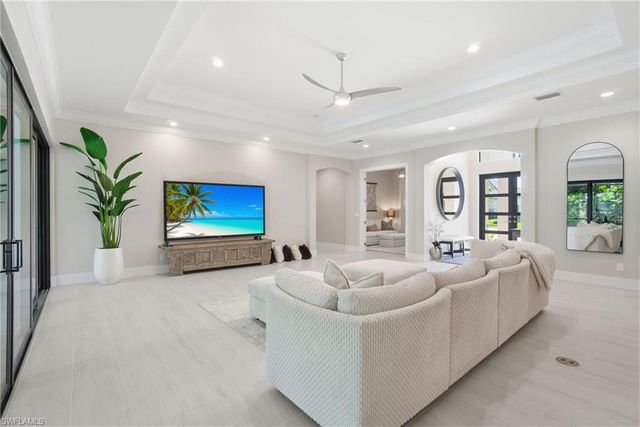 14314 Charthouse CIR, Naples, FL 34114