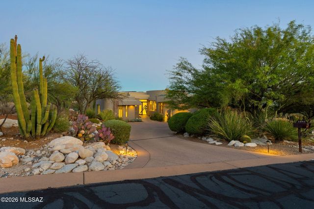 1893 Quiet Canyon Drive, Tucson, AZ 85718
