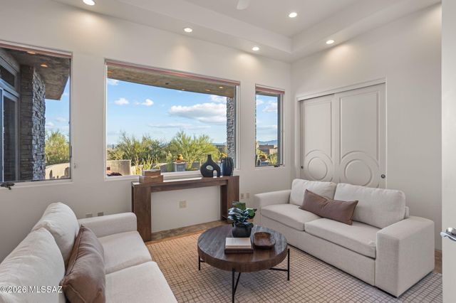1893 Quiet Canyon Drive, Tucson, AZ 85718