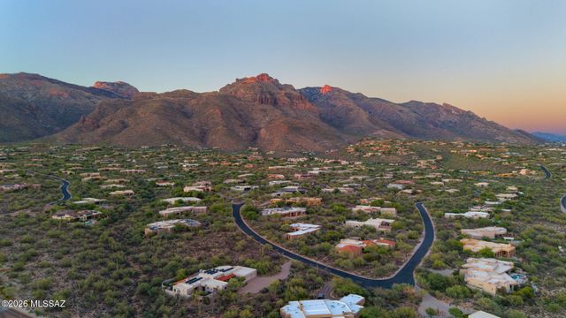 1893 Quiet Canyon Drive, Tucson, AZ 85718