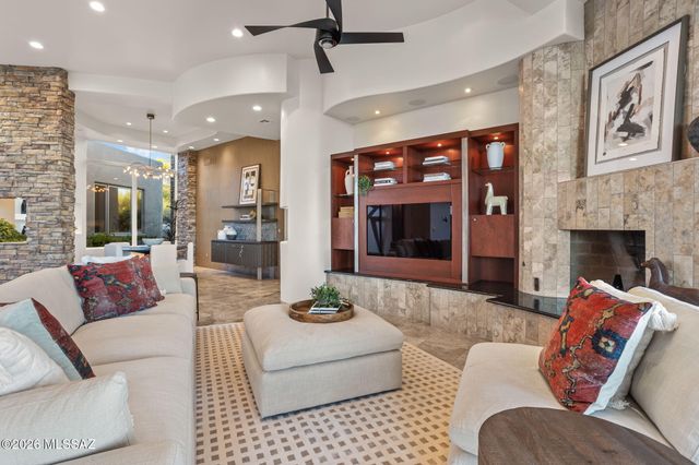 1893 Quiet Canyon Drive, Tucson, AZ 85718