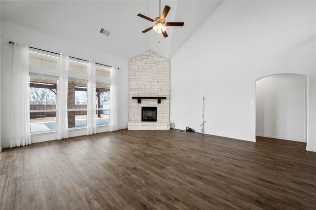 809 Blue Heron Drive, Forney, TX 75126