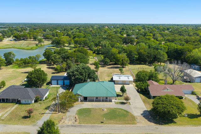 330 Mohawk Trail, East Tawakoni, TX 75472