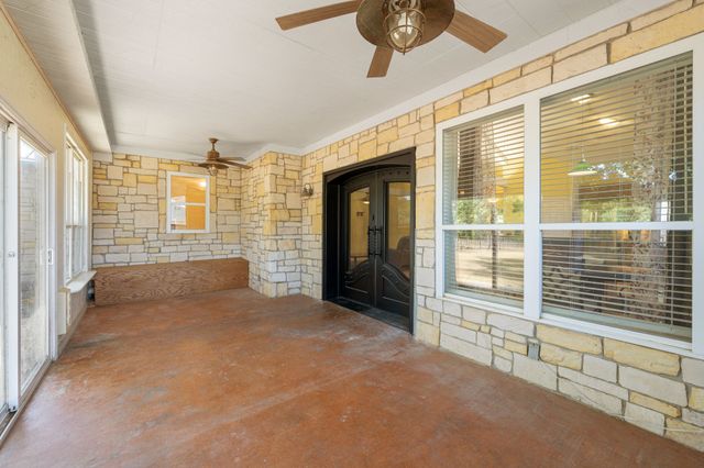 330 Mohawk Trail, East Tawakoni, TX 75472