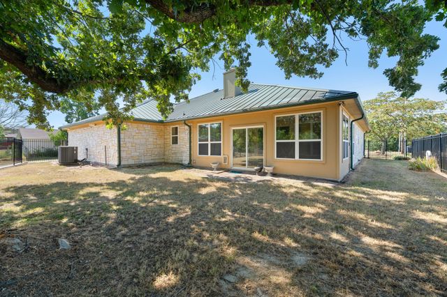 330 Mohawk Trail, East Tawakoni, TX 75472
