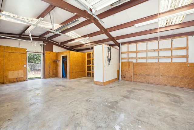 330 Mohawk Trail, East Tawakoni, TX 75472