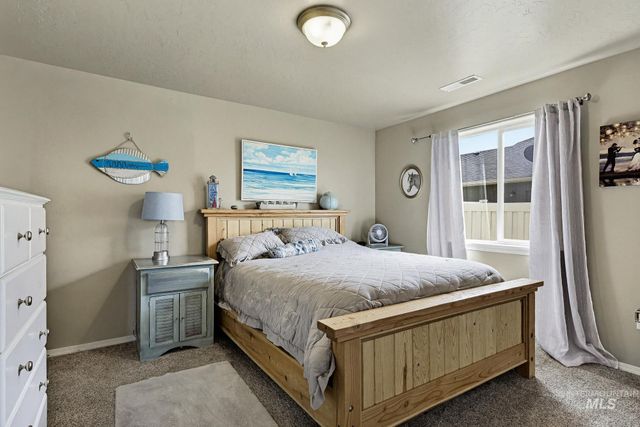 122 Concourse Ave, Caldwell, ID 83605