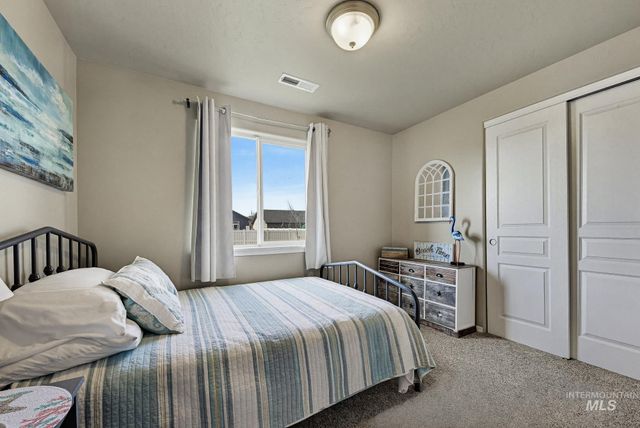 122 Concourse Ave, Caldwell, ID 83605