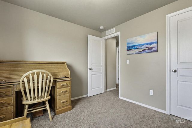 122 Concourse Ave, Caldwell, ID 83605