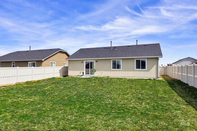 122 Concourse Ave, Caldwell, ID 83605