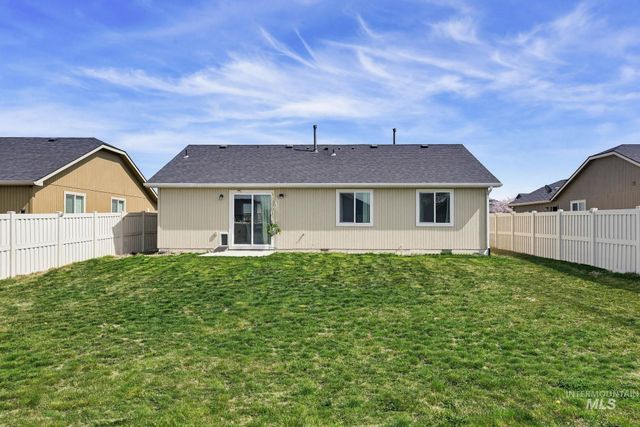 122 Concourse Ave, Caldwell, ID 83605