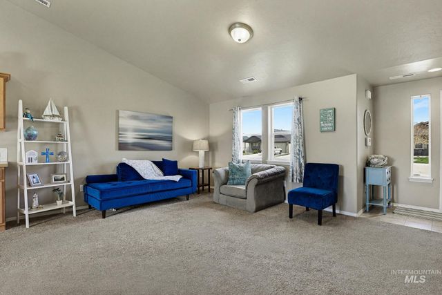 122 Concourse Ave, Caldwell, ID 83605