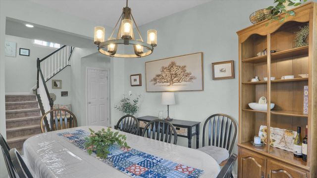 2228 BRIDGEPORT AVE, Pennsburg, PA 18073