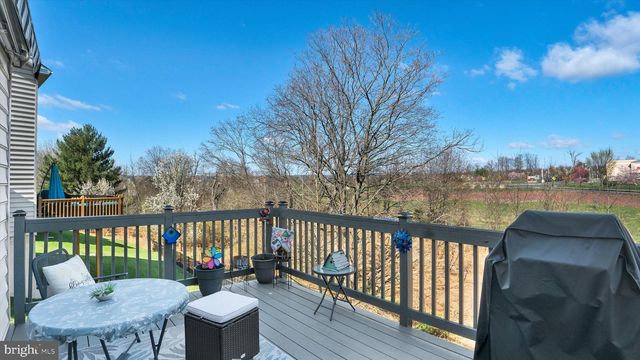 2228 BRIDGEPORT AVE, Pennsburg, PA 18073