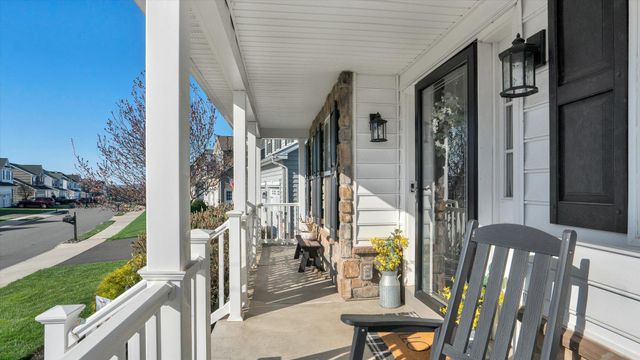 2228 BRIDGEPORT AVE, Pennsburg, PA 18073