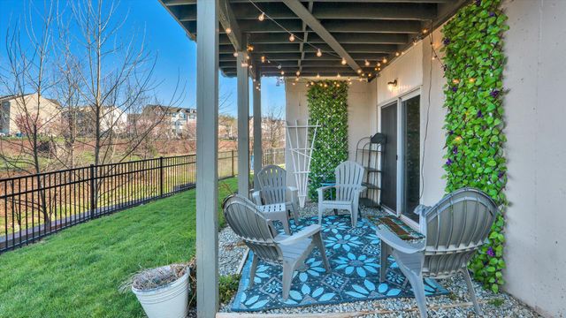 2228 BRIDGEPORT AVE, Pennsburg, PA 18073