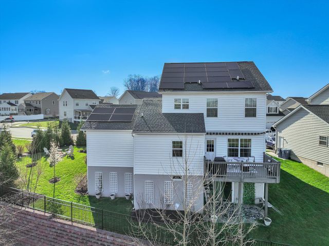2228 BRIDGEPORT AVE, Pennsburg, PA 18073