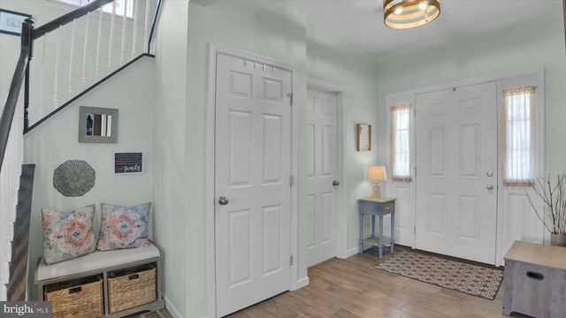 2228 BRIDGEPORT AVE, Pennsburg, PA 18073