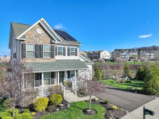 2228 BRIDGEPORT AVE, Pennsburg, PA 18073