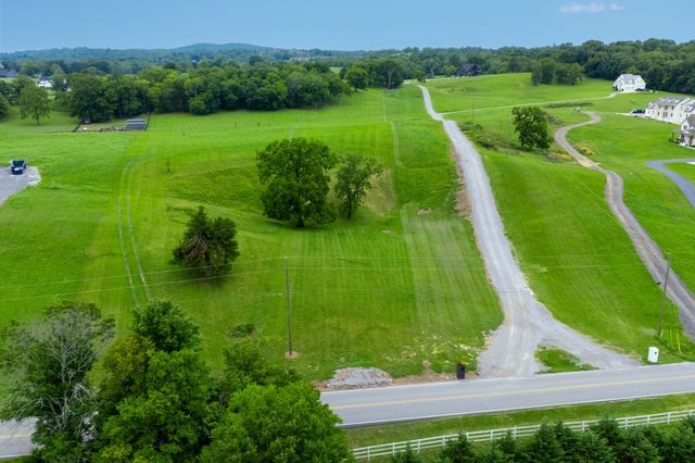 1294 Horn Springs Rd, Lebanon, TN 37087