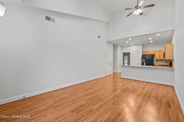 863 W Willow Lake LOOP, Coeur D'alene, ID 83815