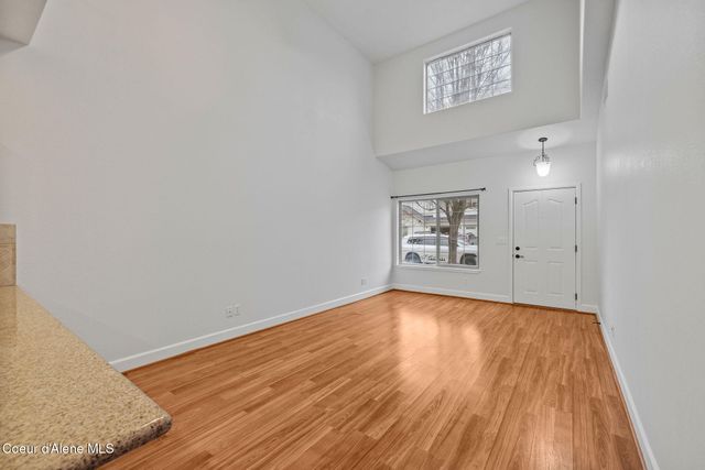 863 W Willow Lake LOOP, Coeur D'alene, ID 83815