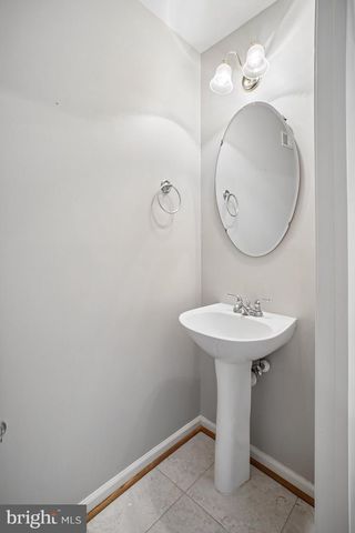 149 INGLE PL, Alexandria, VA 22304