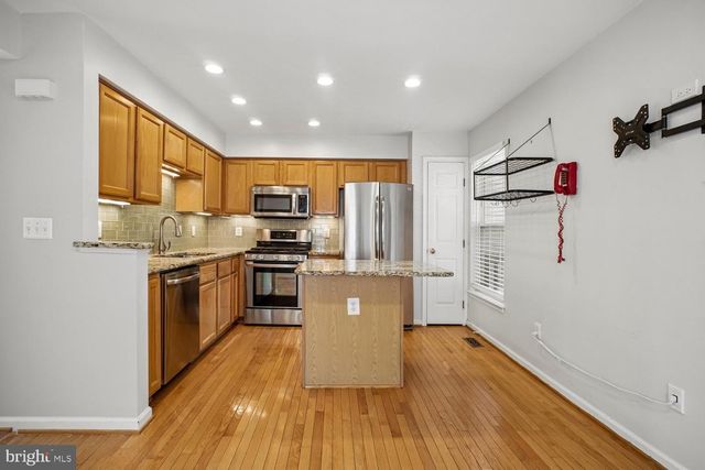 149 INGLE PL, Alexandria, VA 22304