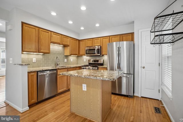149 INGLE PL, Alexandria, VA 22304