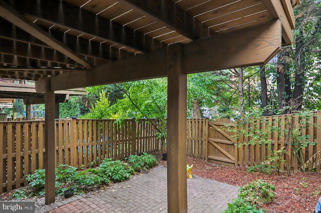 149 INGLE PL, Alexandria, VA 22304