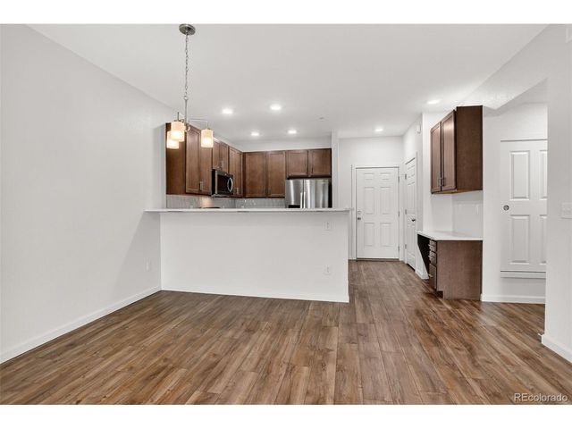 2435 Calais Dr, Longmont, CO 80504