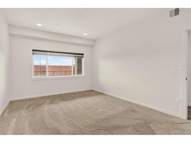 2435 Calais Dr, Longmont, CO 80504