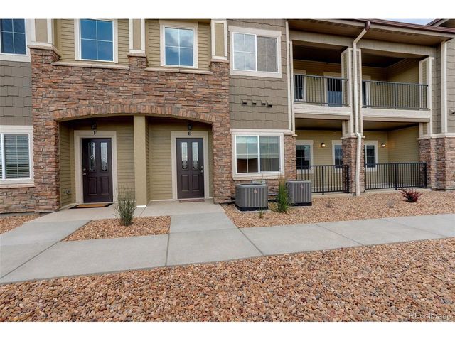 2435 Calais Dr, Longmont, CO 80504