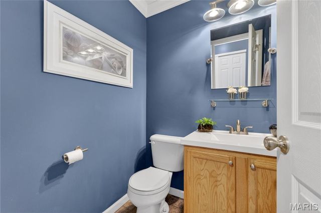 38 Glastonbury Court, Lake St Louis, MO 63367