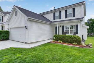38 Glastonbury Court, Lake St Louis, MO 63367