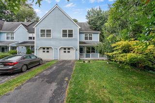 5 Windsor Court, Poughkeepsie, NY 12601