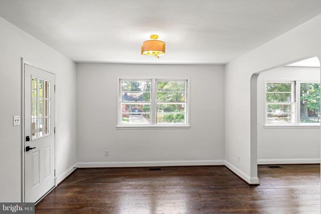 5019 LELAND DR, Oxon Hill, MD 20745