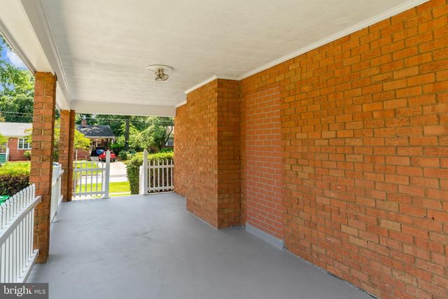 5019 LELAND DR, Oxon Hill, MD 20745