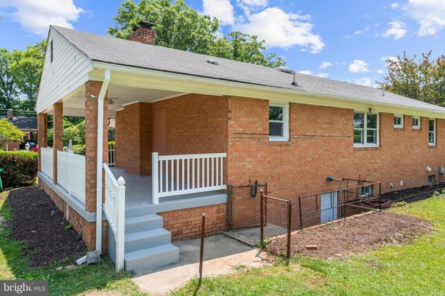 5019 LELAND DR, Oxon Hill, MD 20745