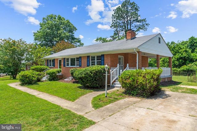 5019 LELAND DR, Oxon Hill, MD 20745