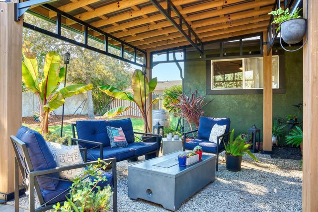 2969 Cabrillo Ave, Livermore, CA 94550