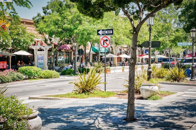 2969 Cabrillo Ave, Livermore, CA 94550