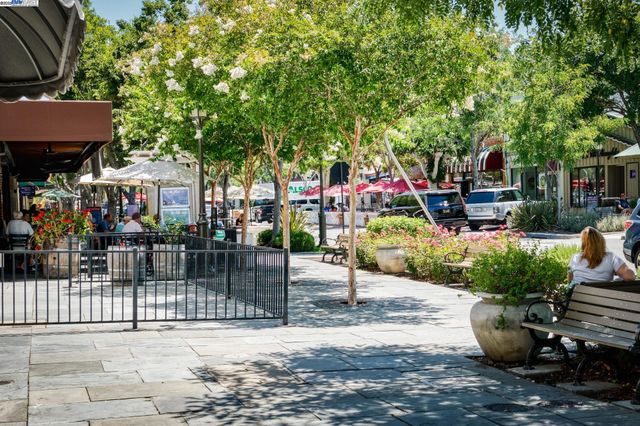 2969 Cabrillo Ave, Livermore, CA 94550