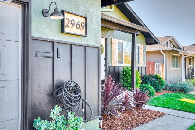 2969 Cabrillo Ave, Livermore, CA 94550