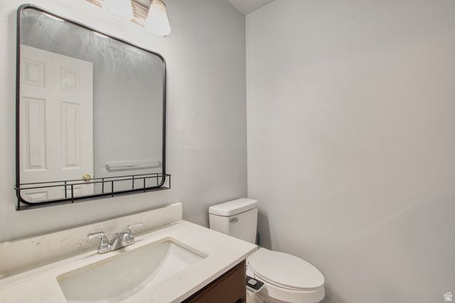 1654 WOODLAND DR, Provo, UT 84604