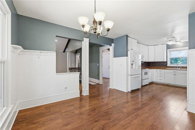21222 W 70th Street, Shawnee, KS 66218