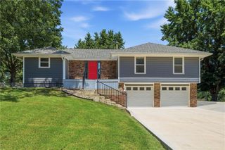 21222 W 70th Street, Shawnee, KS 66218