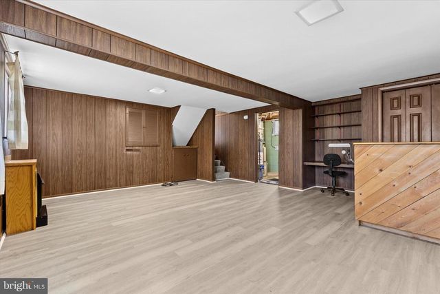 303 BRANDY LN, Mechanicsburg, PA 17055