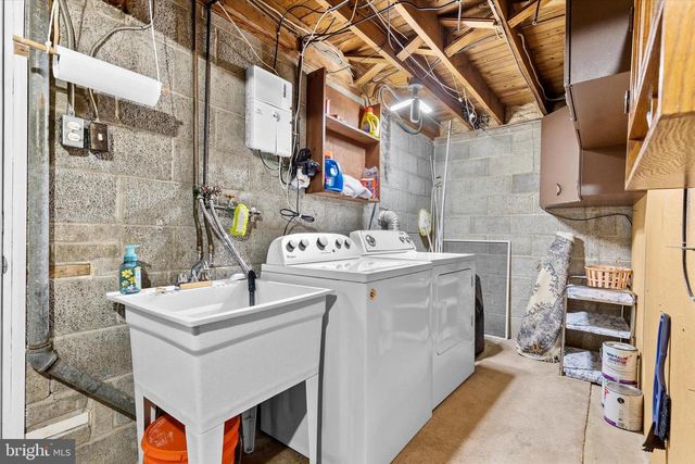 303 BRANDY LN, Mechanicsburg, PA 17055