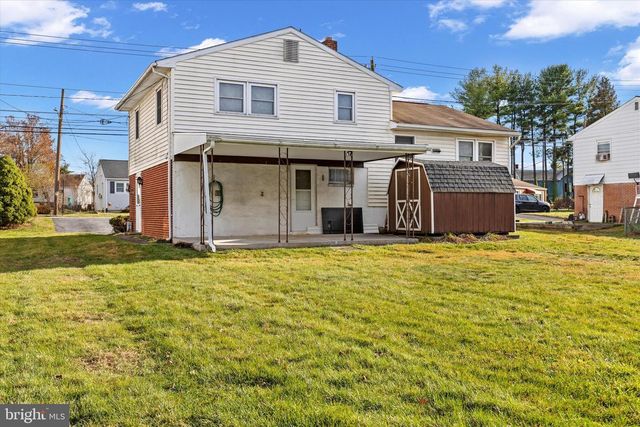303 BRANDY LN, Mechanicsburg, PA 17055